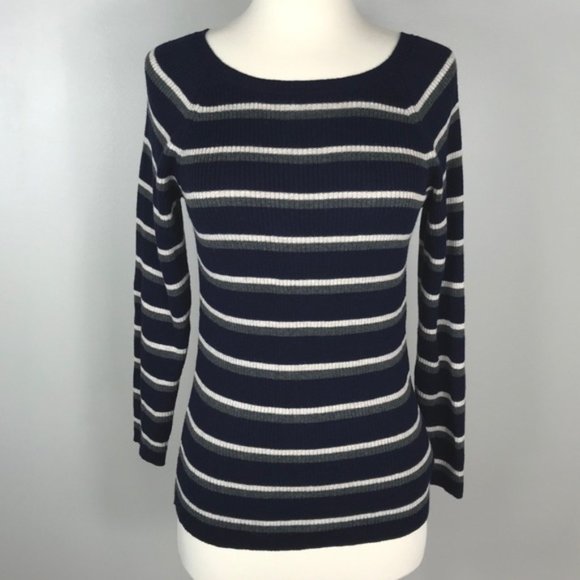 Anthropologie Sweaters - Anthropologie Sweater Top by Moth
